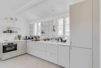 Luxury Escape in Les Goudes with Ocean View - Marseille, France