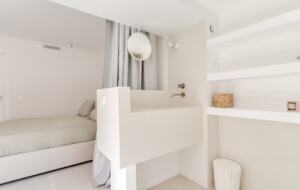 Luxury Escape in Les Goudes with Ocean View - Marseille, France