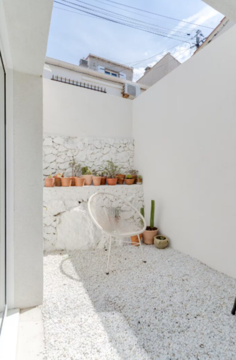 Luxury Escape in Les Goudes with Ocean View - Marseille, France