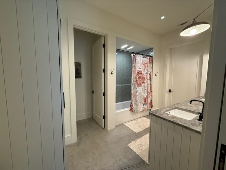 Exclusive Lake Rabun Escape Steps from Halls Marina - Lakemont, Georgia