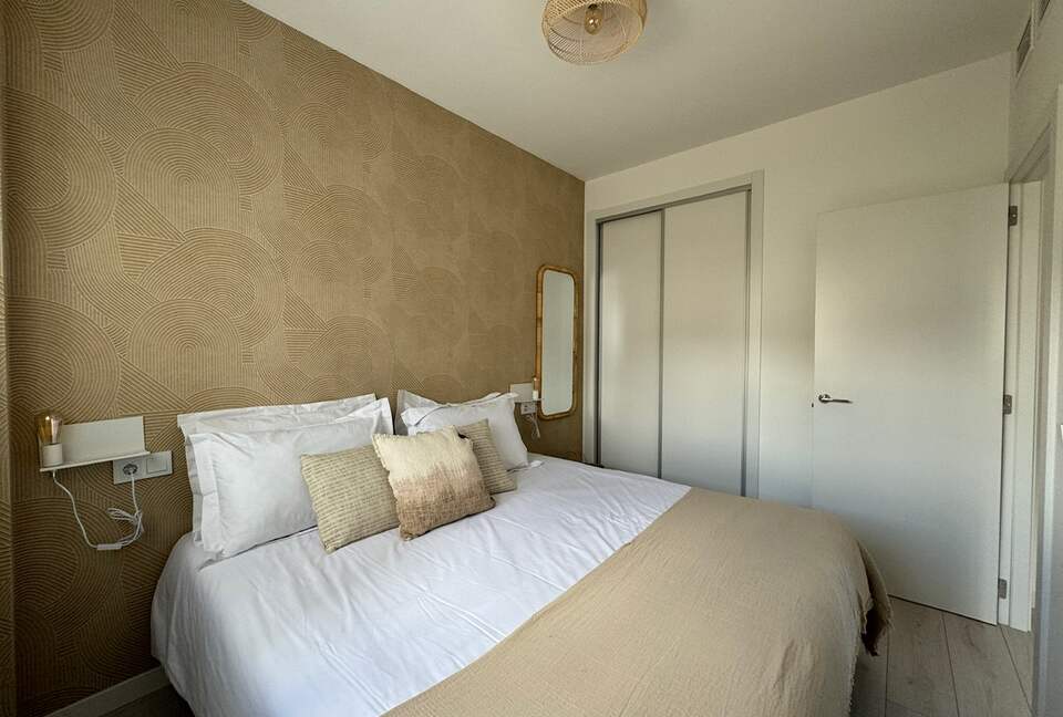 Bedroom Nbr 2 ( 2 joint tween beds )