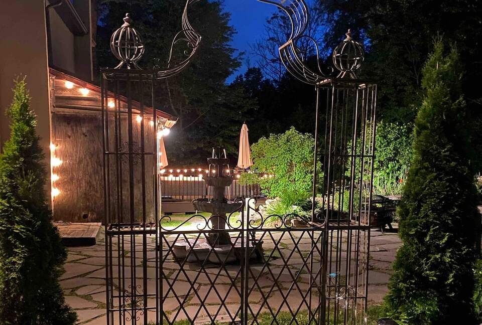 Charming 1732 Farmhouse Retreat in the Brandywine Valley - Coatesville, Pennsylvania