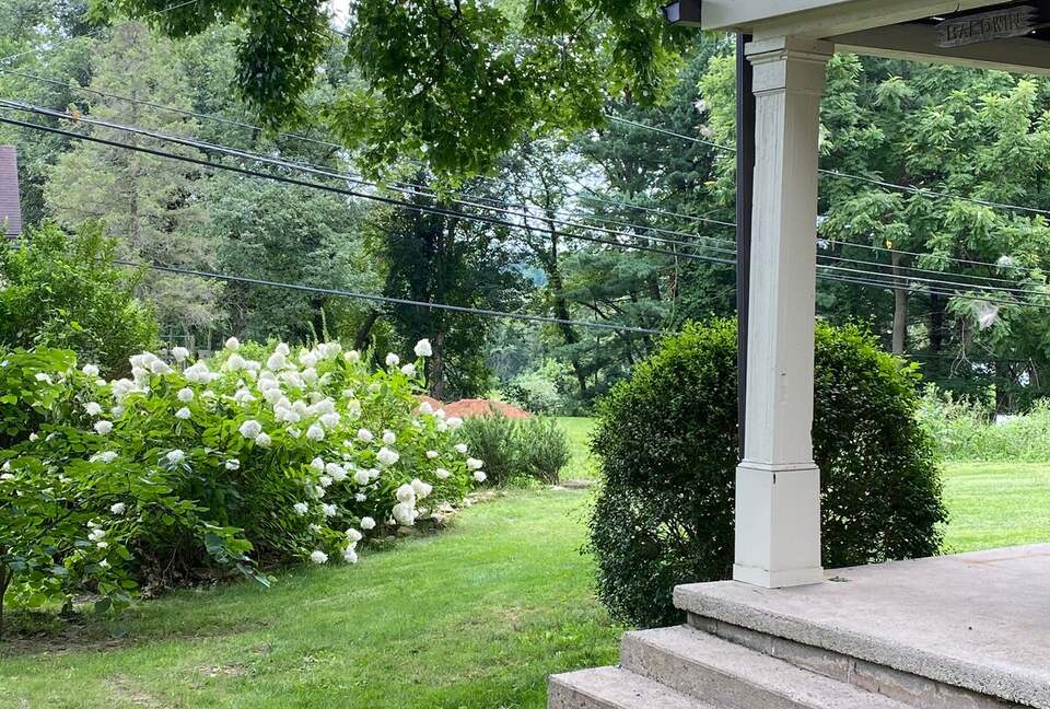 Charming 1732 Farmhouse Retreat in the Brandywine Valley - Coatesville, Pennsylvania