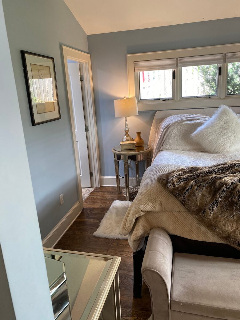 Stylish Asheville Getaway with Private Jacuzzi & Downtown Views - Asheville, North Carolina