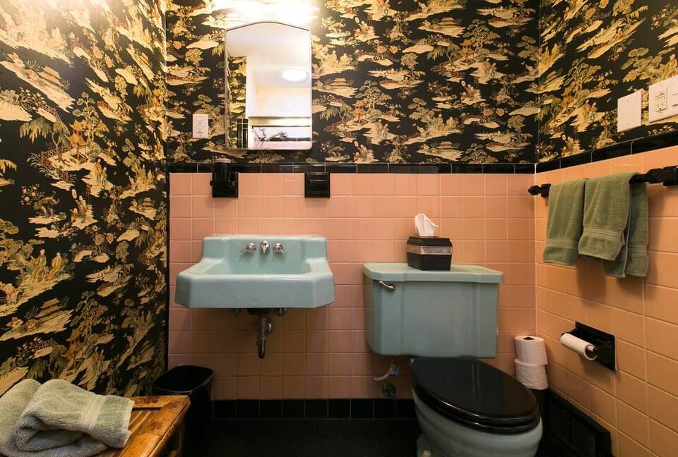 Stylish Asheville Getaway with Private Jacuzzi & Downtown Views - Asheville, North Carolina