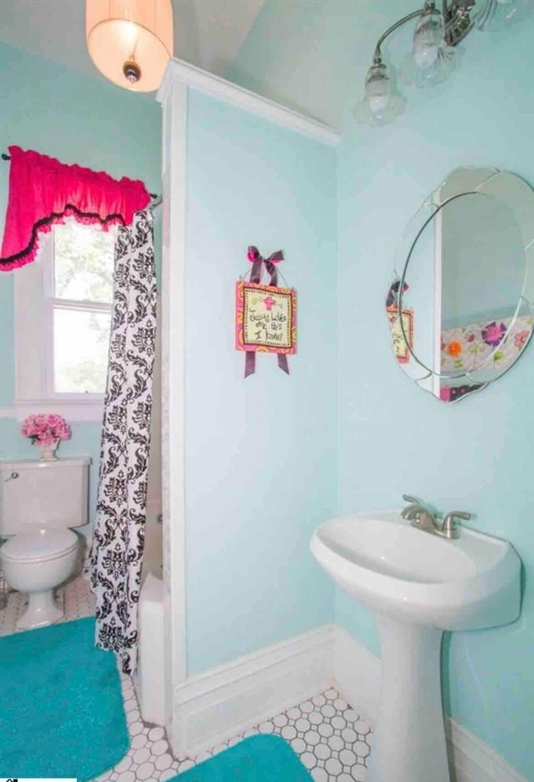 Historic Charm Meets Modern Comfort in Downtown Anderson - Anderson, South Carolina