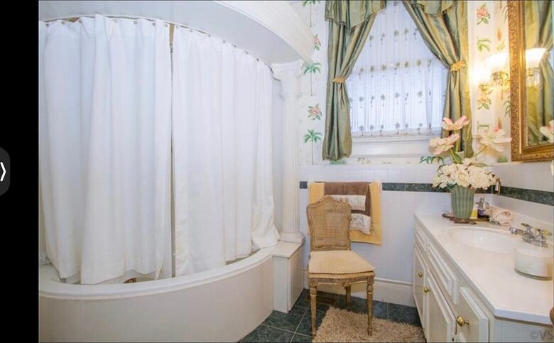 Historic Charm Meets Modern Comfort in Downtown Anderson - Anderson, South Carolina