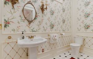 Historic Charm Meets Modern Comfort in Downtown Anderson - Anderson, South Carolina