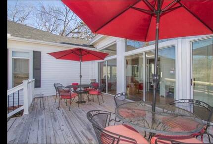 Historic Charm Meets Modern Comfort in Downtown Anderson - Anderson, South Carolina