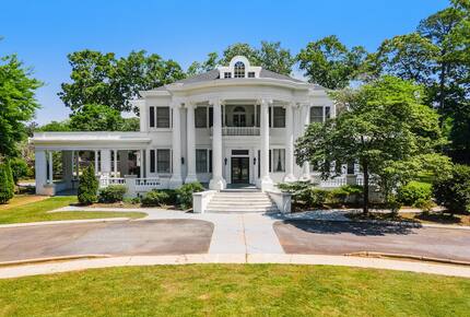 Historic Charm Meets Modern Comfort in Downtown Anderson - Anderson, South Carolina