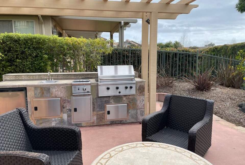 Contemporary Comfort in Arroyo Grande’s Gated Oasis - Arroyo Grande, California