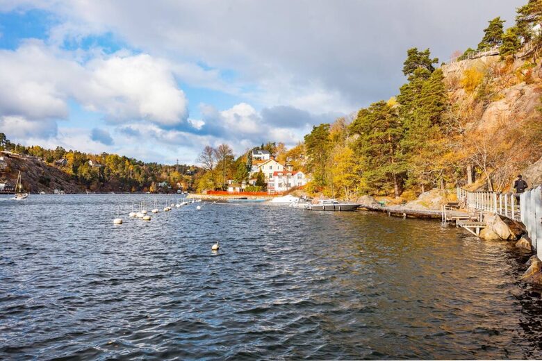 Luxury House with Sunset Views Near Stockholm - Boo, Sweden