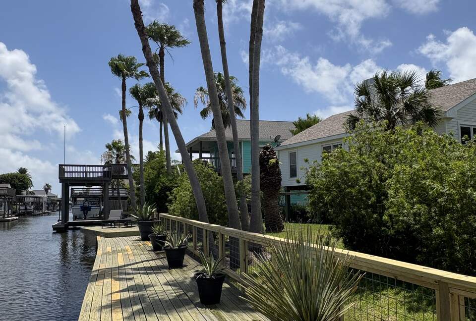 Relaxed Gulf Coast Escape in Jamaica Beach - Jamaica Beach, Texas