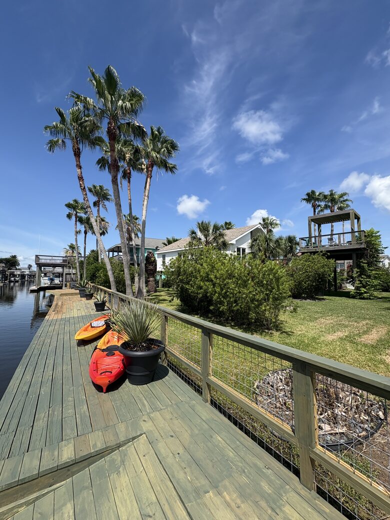 Relaxed Gulf Coast Escape in Jamaica Beach - Jamaica Beach, Texas