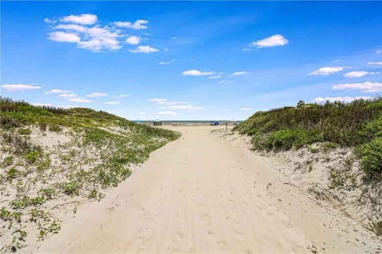 Steps from the Sand | Port Aransas Getaway - Port Aransas, Texas
