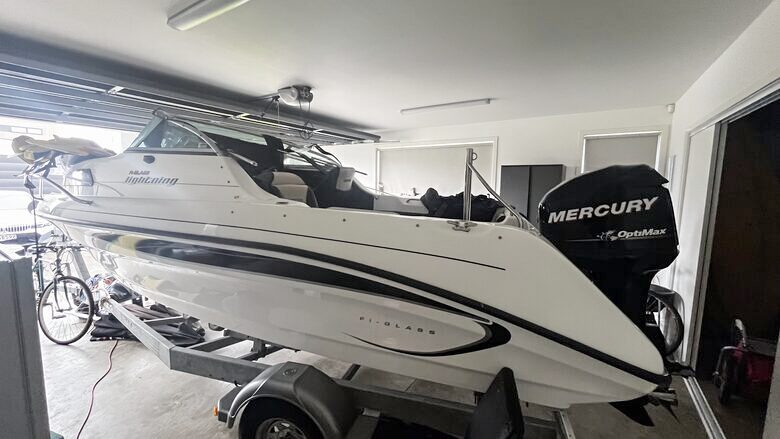 Sunlit Seaside Escape with Ocean Views - Omaha, New Zealand