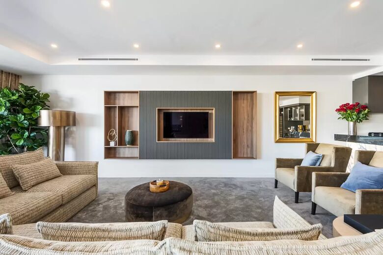 Harbourside Sophistication at Sydney’s Wharf Terraces - Woolloomooloo, Australia