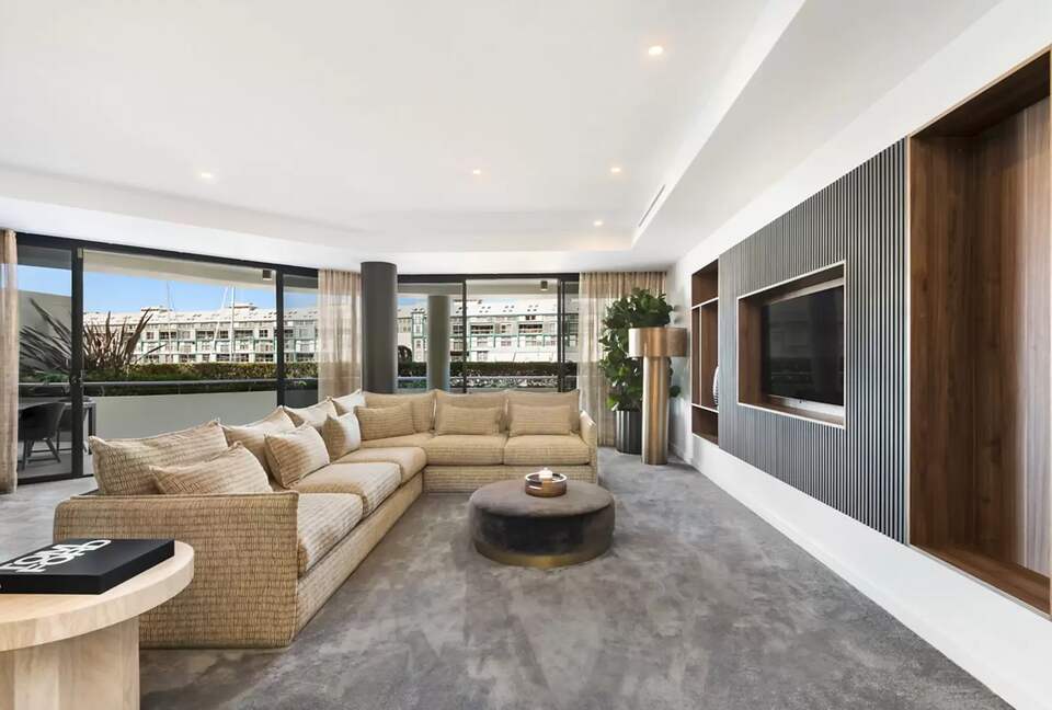 Harbourside Sophistication at Sydney’s Wharf Terraces - Woolloomooloo, Australia