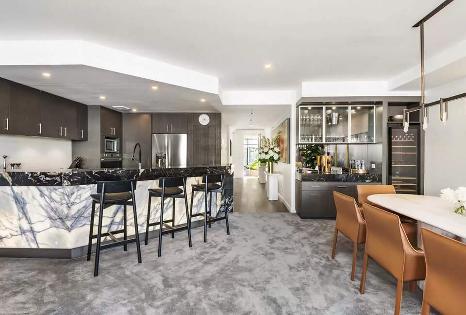 Harbourside Sophistication at Sydney’s Wharf Terraces - Woolloomooloo, Australia