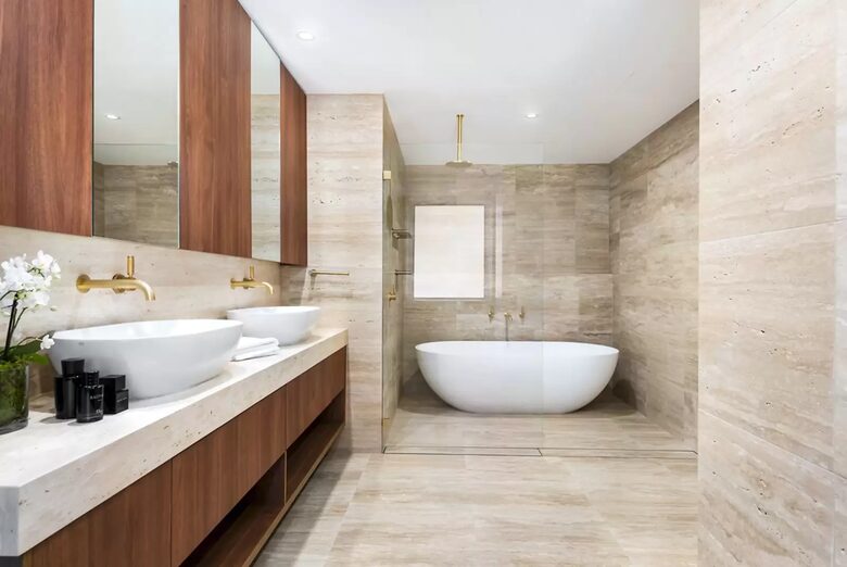 Harbourside Sophistication at Sydney’s Wharf Terraces - Woolloomooloo, Australia