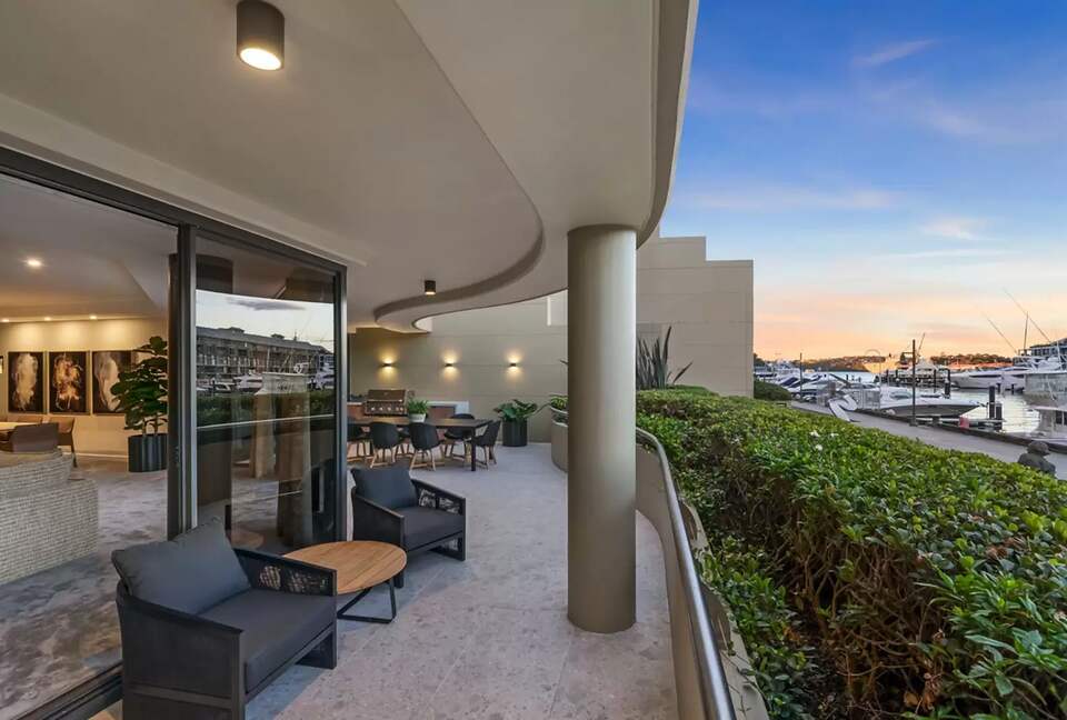 Harbourside Sophistication at Sydney’s Wharf Terraces - Woolloomooloo, Australia