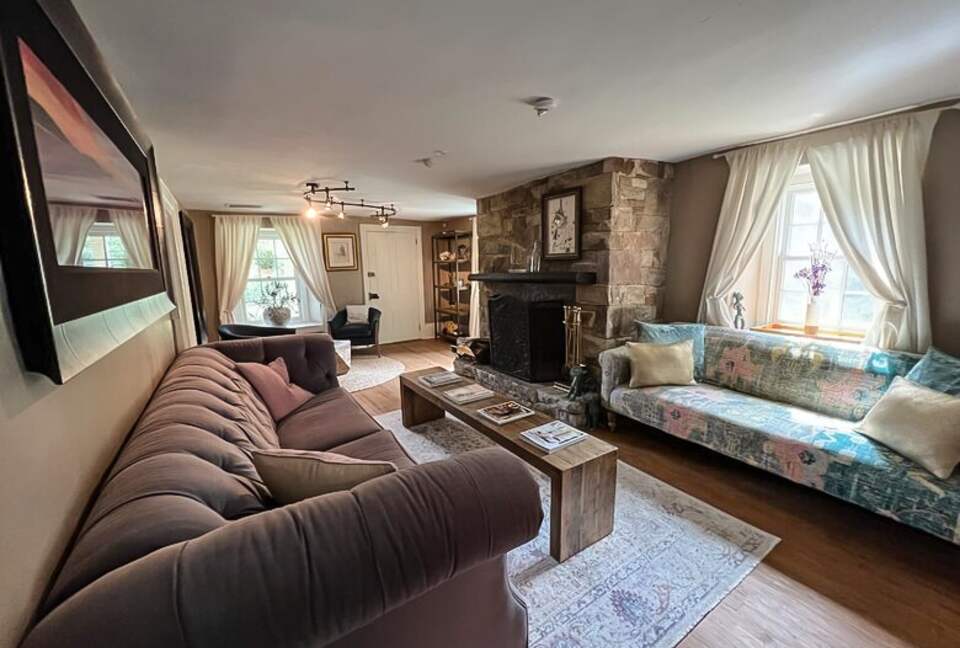 Charming 1732 Farmhouse Retreat in the Brandywine Valley - Coatesville, Pennsylvania