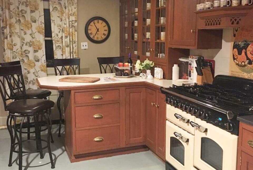 Charming 1732 Farmhouse Retreat in the Brandywine Valley - Coatesville, Pennsylvania