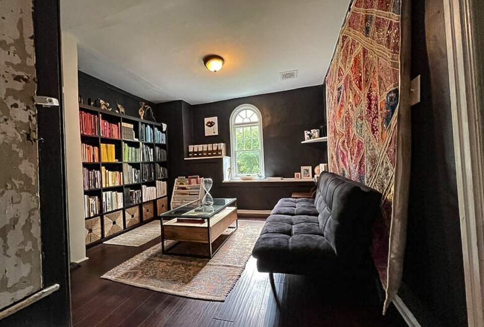 Charming 1732 Farmhouse Retreat in the Brandywine Valley - Coatesville, Pennsylvania