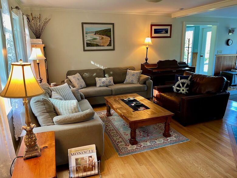 Charming Cottage on Islesboro Island - Islesboro, Maine