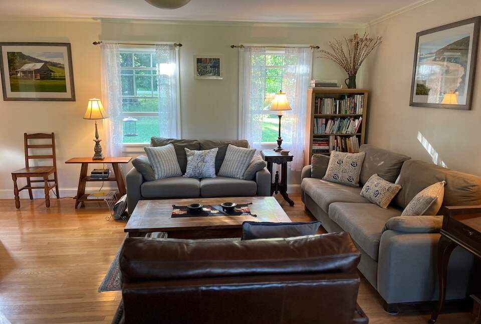 Charming Cottage on Islesboro Island - Islesboro, Maine