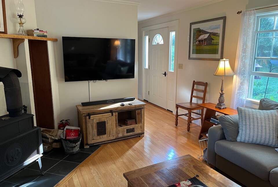 Charming Cottage on Islesboro Island - Islesboro, Maine