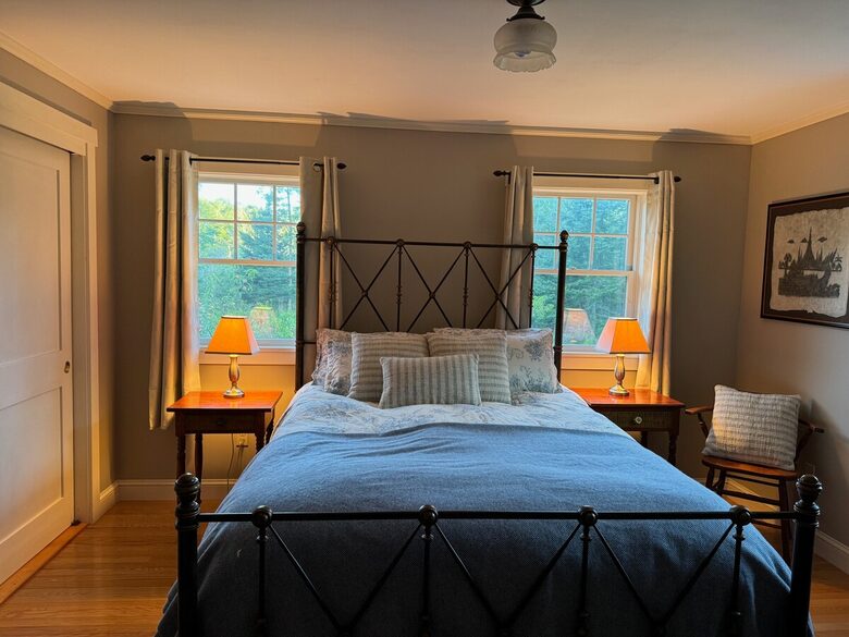 Charming Cottage on Islesboro Island - Islesboro, Maine