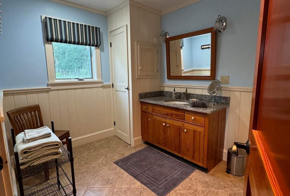 Charming Cottage on Islesboro Island - Islesboro, Maine