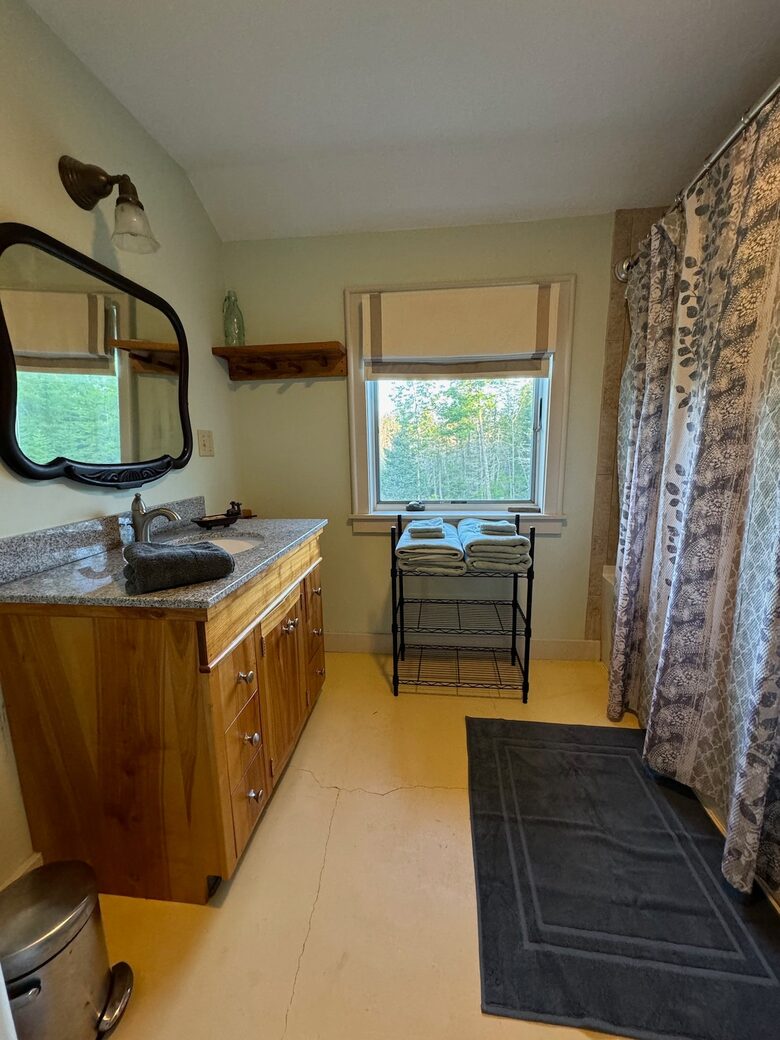 Charming Cottage on Islesboro Island - Islesboro, Maine