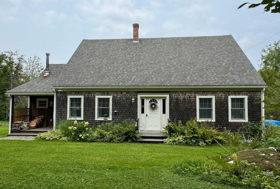 Charming Cottage on Islesboro Island - Islesboro, Maine