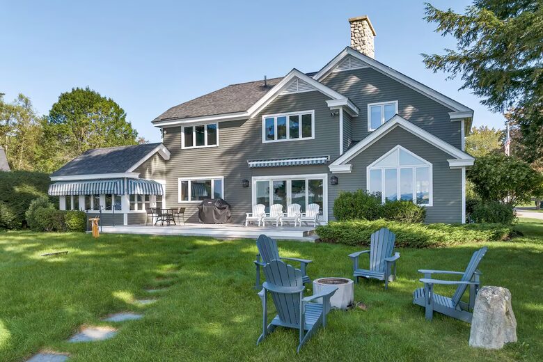 Lake Winnipesaukee Elegance | Tranquil Views & Timeless Comfort - Center Tuftonboro, New Hampshire