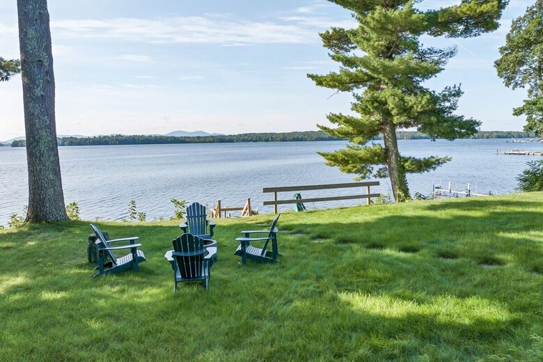 Lake Winnipesaukee Elegance | Tranquil Views & Timeless Comfort - Center Tuftonboro, New Hampshire