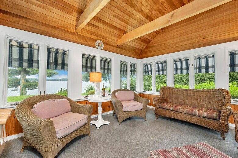 Lake Winnipesaukee Elegance | Tranquil Views & Timeless Comfort - Center Tuftonboro, New Hampshire