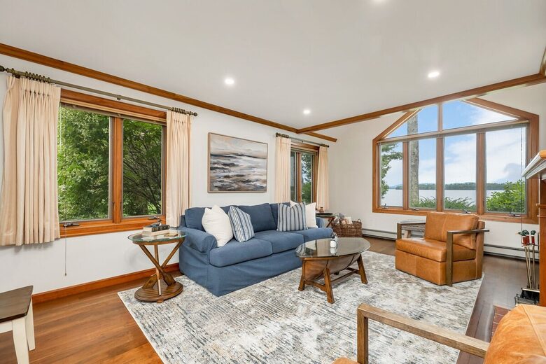 Lake Winnipesaukee Elegance | Tranquil Views & Timeless Comfort - Center Tuftonboro, New Hampshire