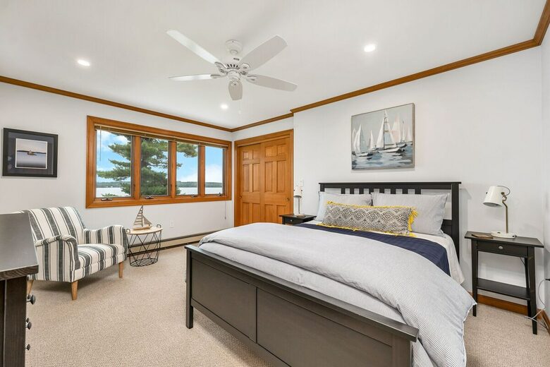 Lake Winnipesaukee Elegance | Tranquil Views & Timeless Comfort - Center Tuftonboro, New Hampshire