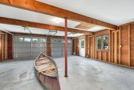 Lake Winnipesaukee Elegance | Tranquil Views & Timeless Comfort - Center Tuftonboro, New Hampshire