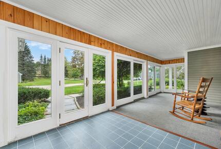 Lake Winnipesaukee Elegance | Tranquil Views & Timeless Comfort - Center Tuftonboro, New Hampshire