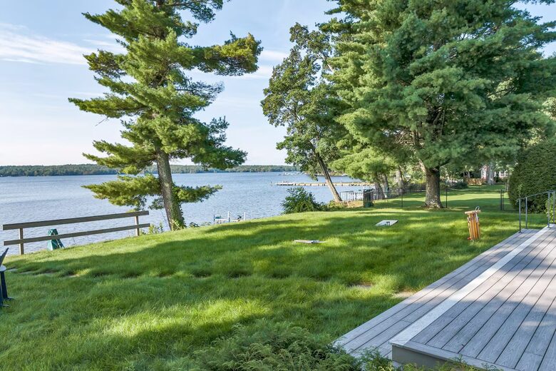 Lake Winnipesaukee Elegance | Tranquil Views & Timeless Comfort - Center Tuftonboro, New Hampshire