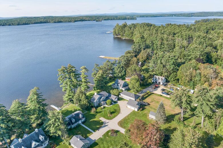 Lake Winnipesaukee Elegance | Tranquil Views & Timeless Comfort - Center Tuftonboro, New Hampshire