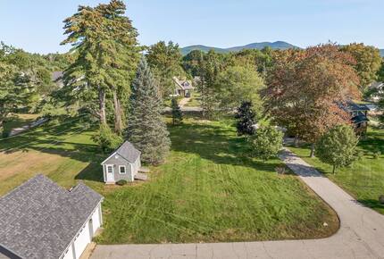 Lake Winnipesaukee Elegance | Tranquil Views & Timeless Comfort - Center Tuftonboro, New Hampshire