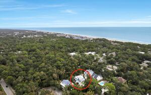 Deja Blue-6BR w Pool Hot Tub-Steps To Beach - Hilton Head Island, South Carolina