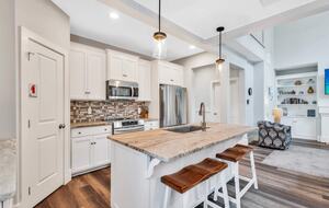 Deja Blue-6BR w Pool Hot Tub-Steps To Beach - Hilton Head Island, South Carolina