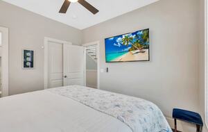 Deja Blue-6BR w Pool Hot Tub-Steps To Beach - Hilton Head Island, South Carolina