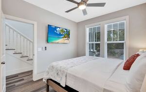 Deja Blue-6BR w Pool Hot Tub-Steps To Beach - Hilton Head Island, South Carolina