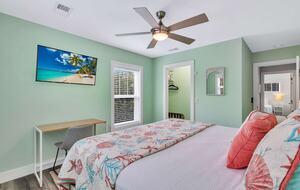 Deja Blue-6BR w Pool Hot Tub-Steps To Beach - Hilton Head Island, South Carolina